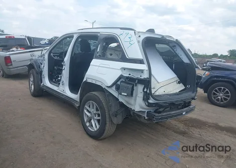 2023 Jeep Grand Cherokee Laredo 4X4 z USA, uszkodzony, nr VIN 1C4RJHAG7PC642934